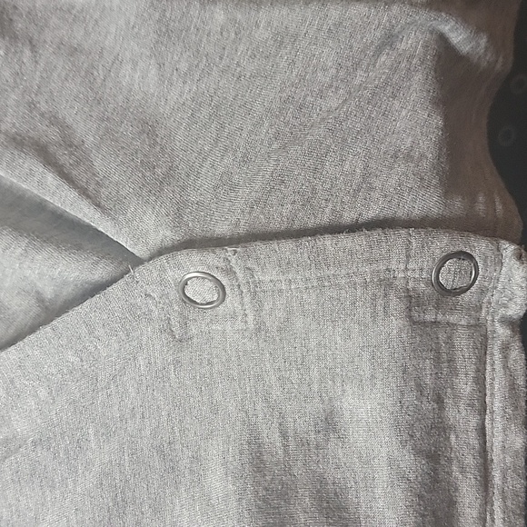 J. Jill  purejill Grey Button Wrap Top- sz L - Picture 5 of 8